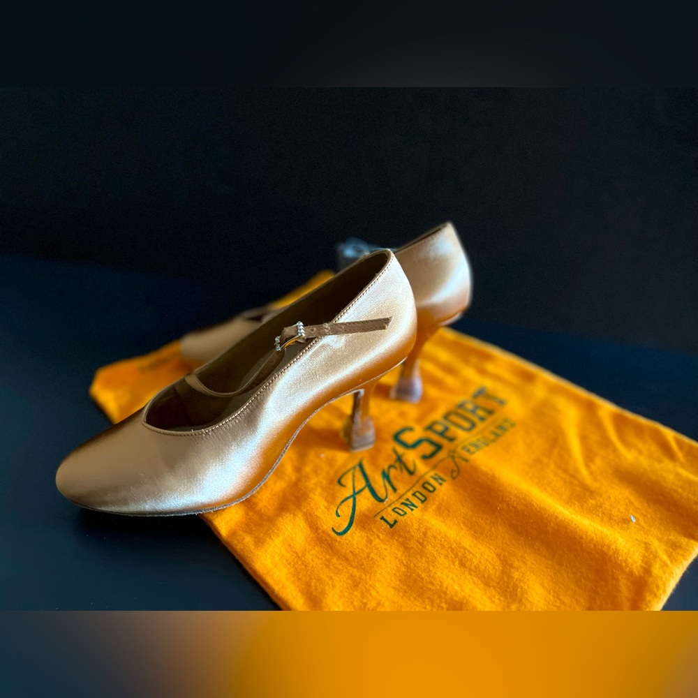 NWT Ray Rose Art of Dancesport Ballroom Smooth Modern Dance shoes UK size 5